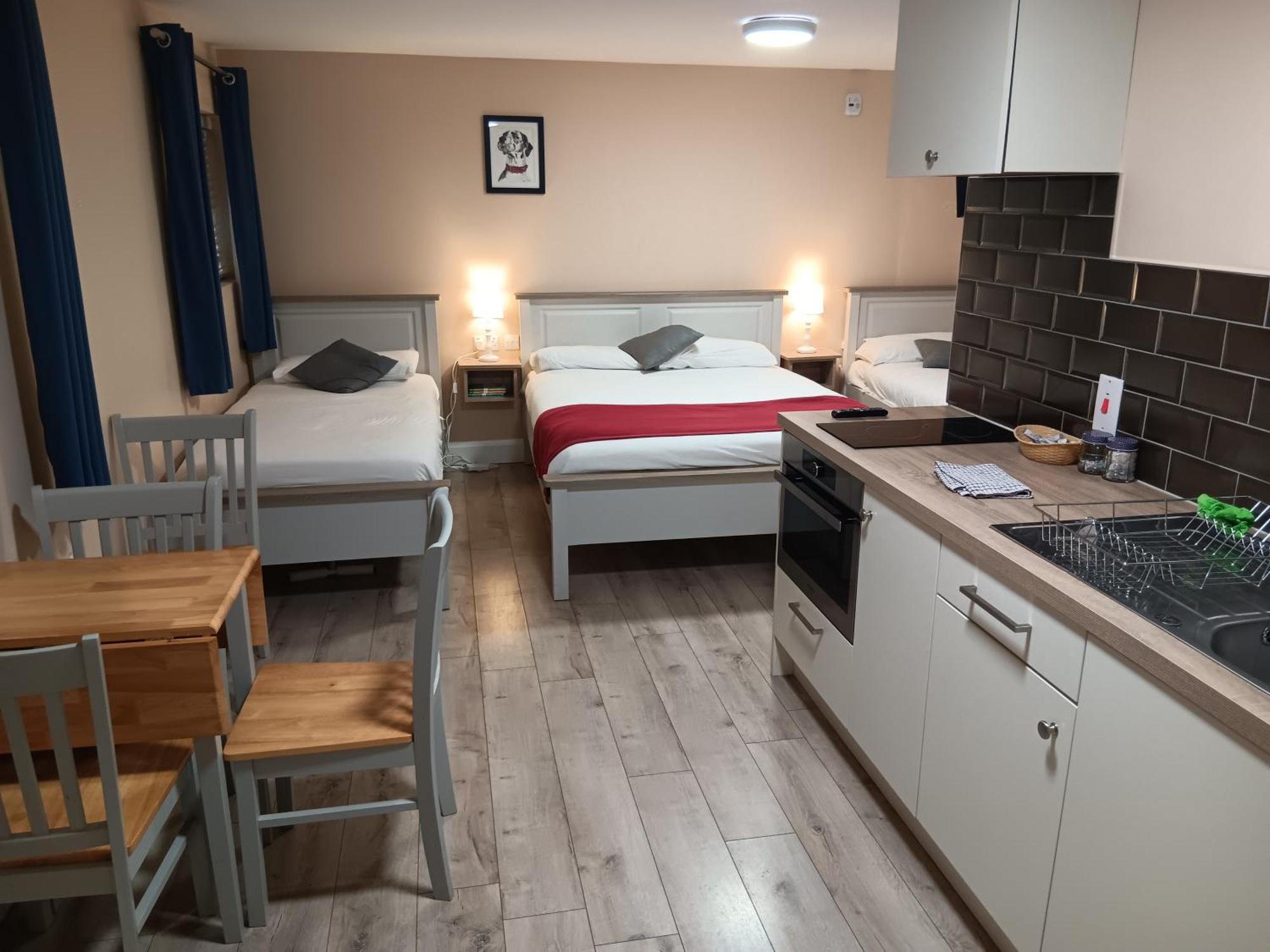 Matty'S Pub - Apartment'S Carlow Quarto foto